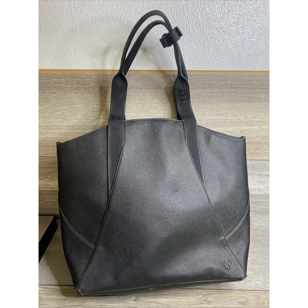 lululemon athletica Black Coated Tote Bag Removable Zip Pouch Inner Pockets